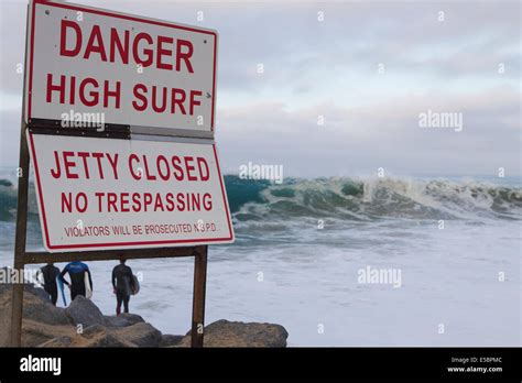 High surf warning - A High Surf Warning has been issued for our coastline starting Thursday morning and lasting through early Monday. Dangerously high surf is expected to peak over the weekend with most waves between ...